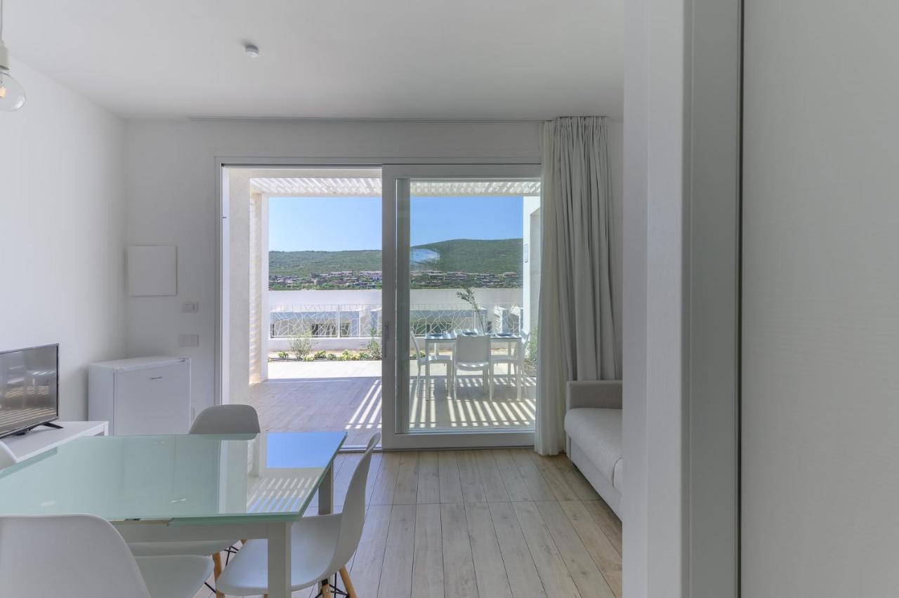 Capo Falcone Charming Apartments Стинтино Экстерьер фото