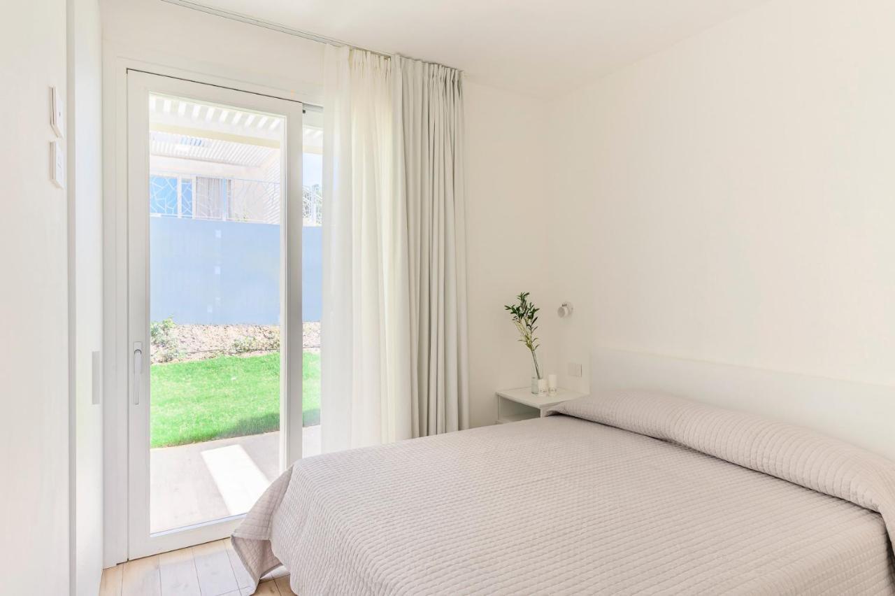 Capo Falcone Charming Apartments Стинтино Экстерьер фото