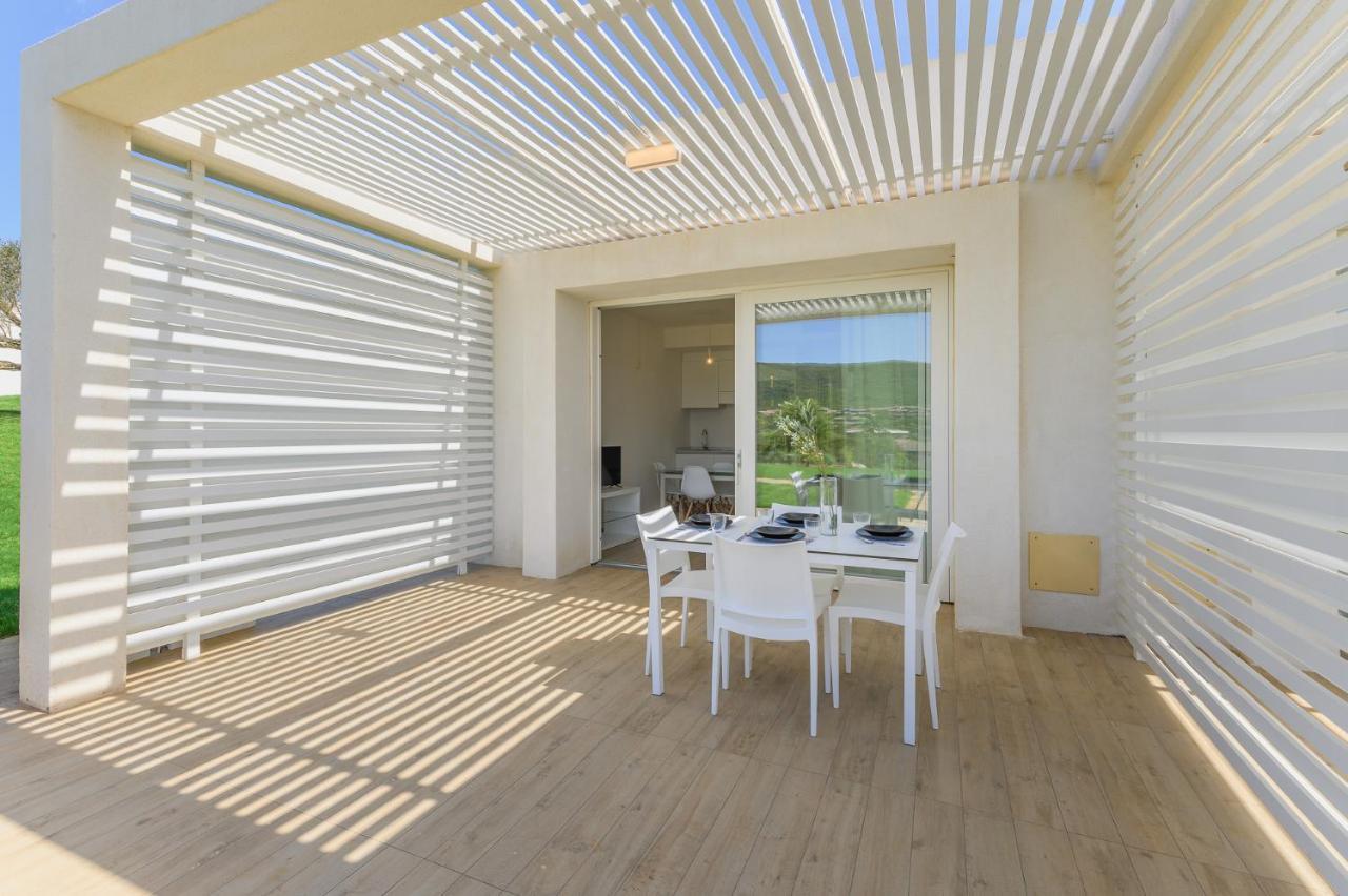 Capo Falcone Charming Apartments Стинтино Экстерьер фото