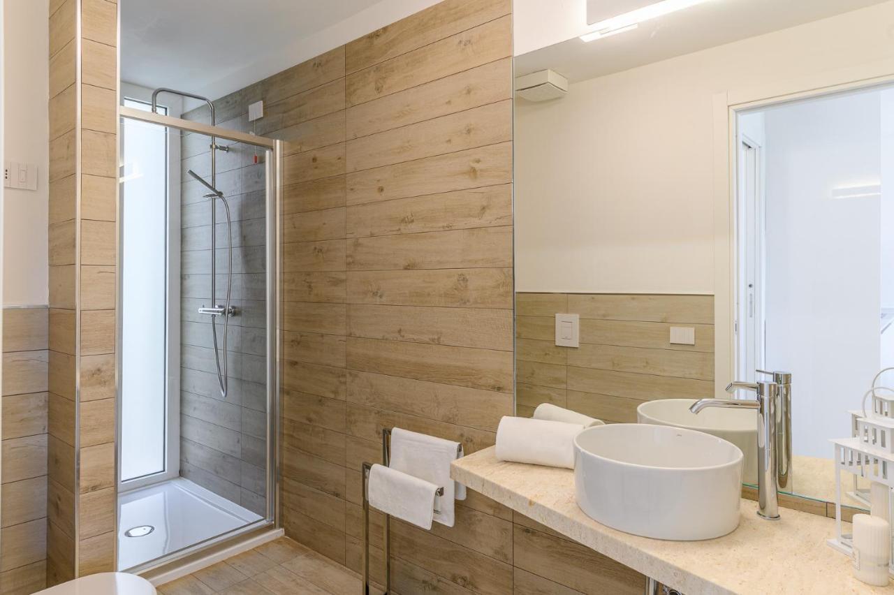 Capo Falcone Charming Apartments Стинтино Экстерьер фото