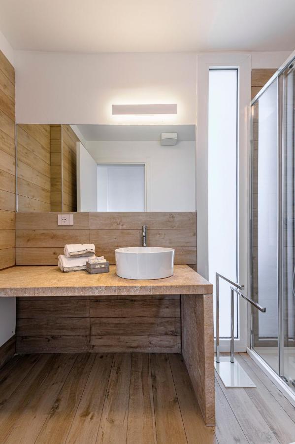 Capo Falcone Charming Apartments Стинтино Экстерьер фото